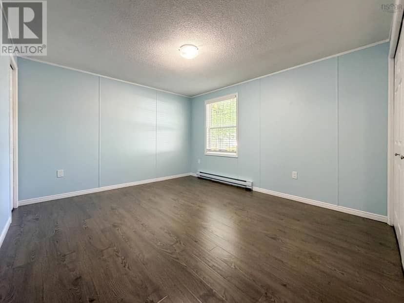 7 RICHARDS Street — photo 17 of 20