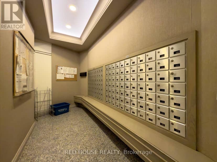 208 - 2200 John Street — photo 18 of 25