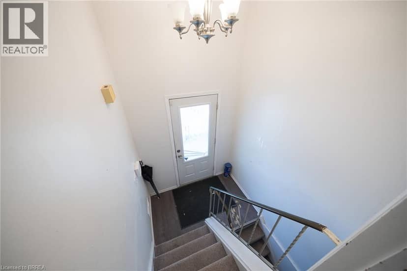 121 ASHGROVE Avenue, Brantford, photo 4
