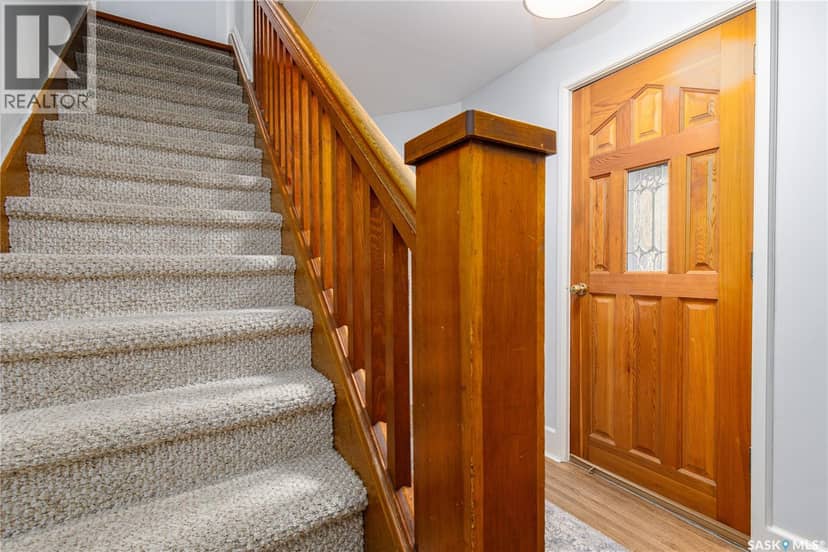 303 Lillooet STREET W — photo 19 of 40