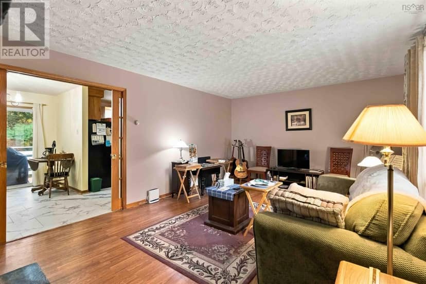 36 Janet Drive, Beaver Bank, photo 4