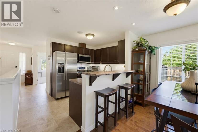 934 ZELLER Crescent, Kitchener, photo 5