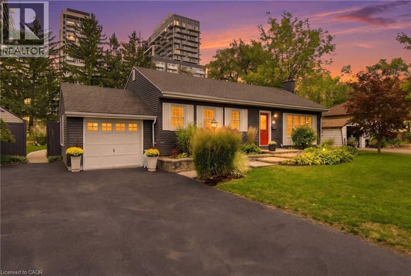 2101 EDINBURGH Drive, Burlington, photo 2