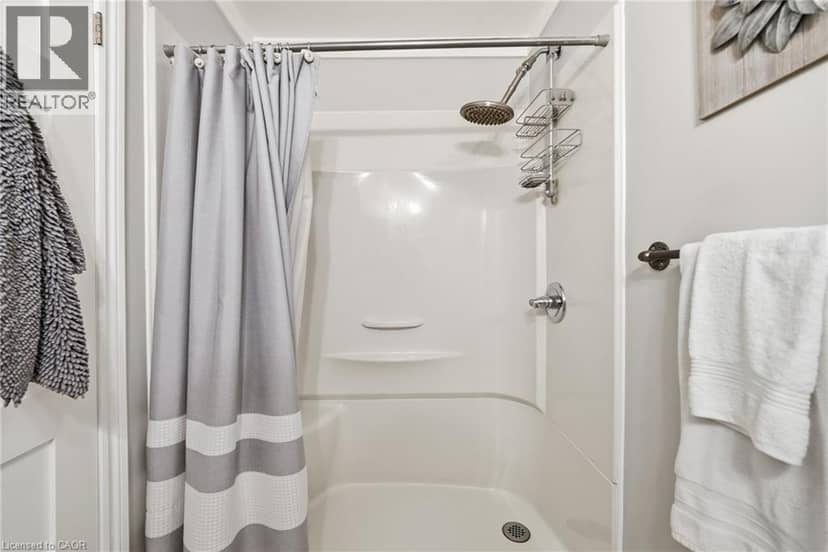 2101 EDINBURGH Drive — photo 19 of 40