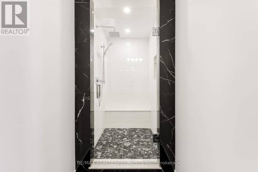 31 Ferrara Drive — photo 29 of 40