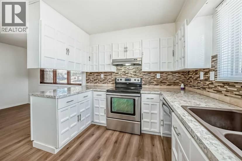 2 Nichols Crescent, Red Deer, photo 5