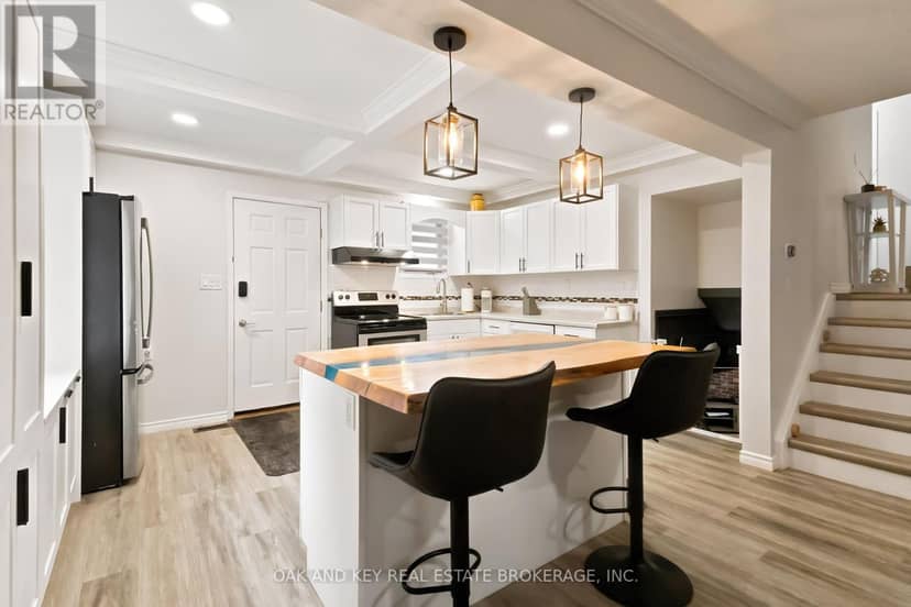 1 Vanier Place, St. Thomas, photo 7