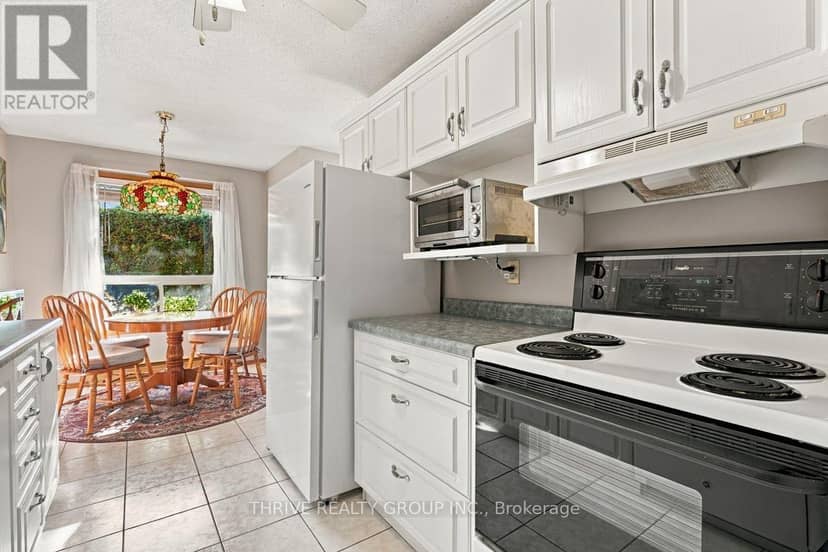 104 - 8 Lake Road — photo 9 of 39