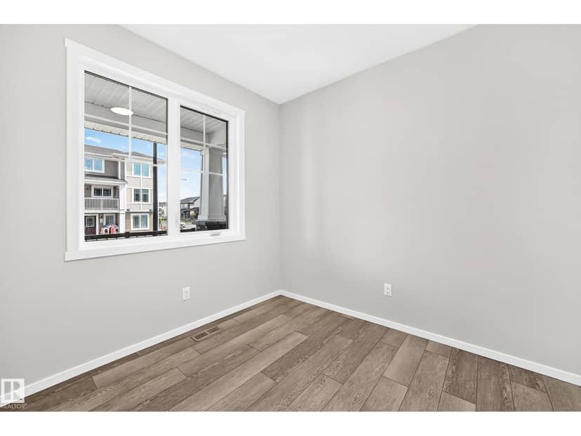 1516 205 ST NW — photo 20 of 40