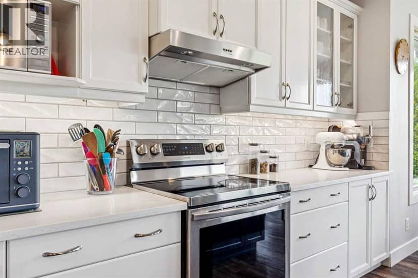 130 Tuscany Valley Green NW — photo 9 of 40