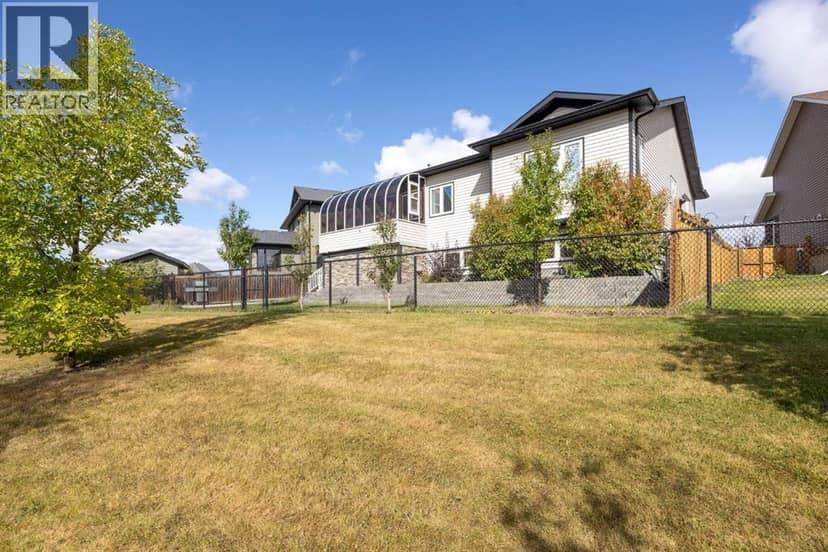 128 Mountain Avens Crescent — photo 36 of 39
