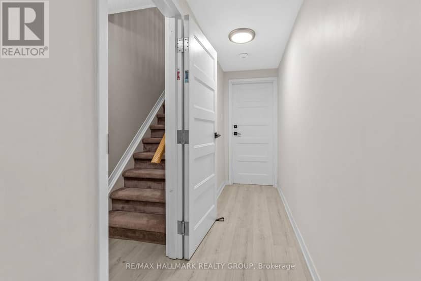 5 Rayburn Street — photo 19 of 33