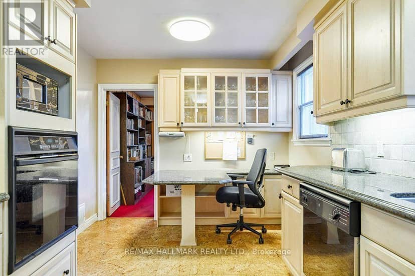 11 Feldbar Court — photo 17 of 40
