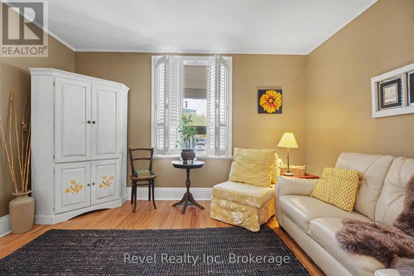 220 First Avenue E, North Bay, photo 7
