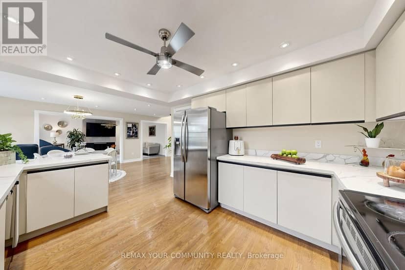6 Bombay Court — photo 12 of 40