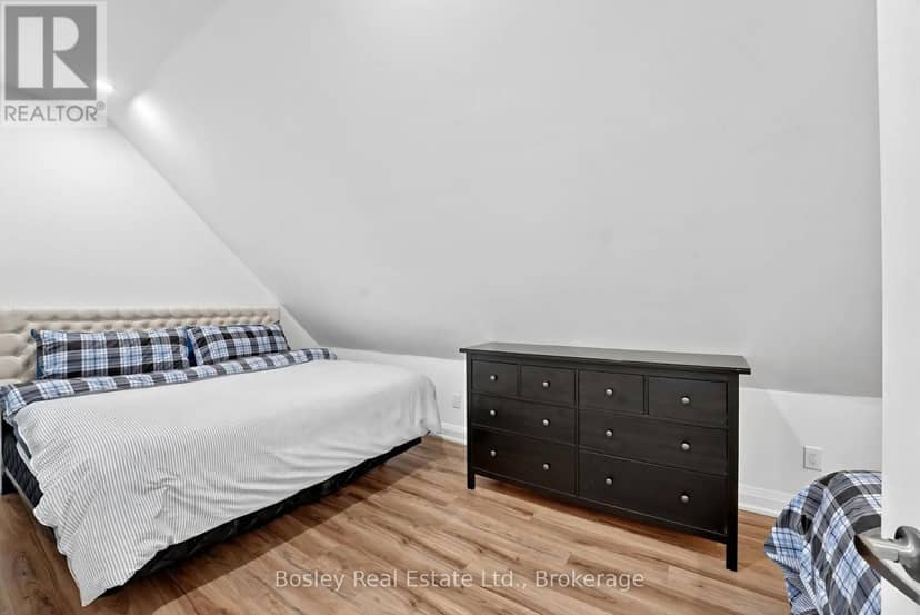 42 Robins Point Road — photo 23 of 40