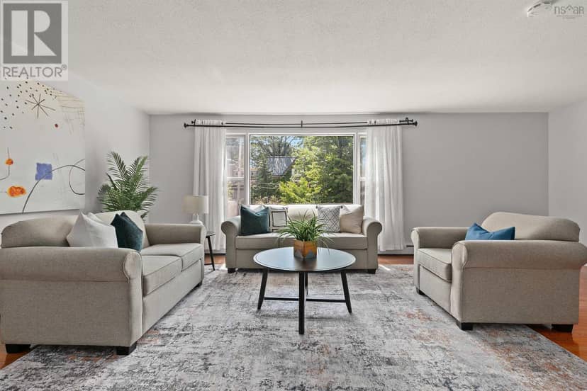 6201 Regina Terrace — photo 7 of 40