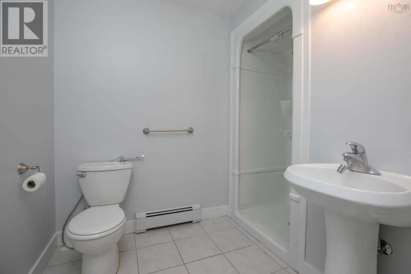 6201 Regina Terrace — photo 39 of 40