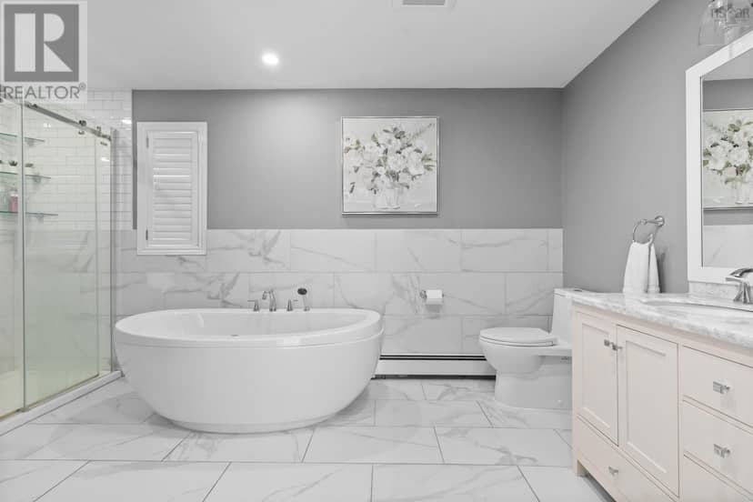6201 Regina Terrace — photo 31 of 40