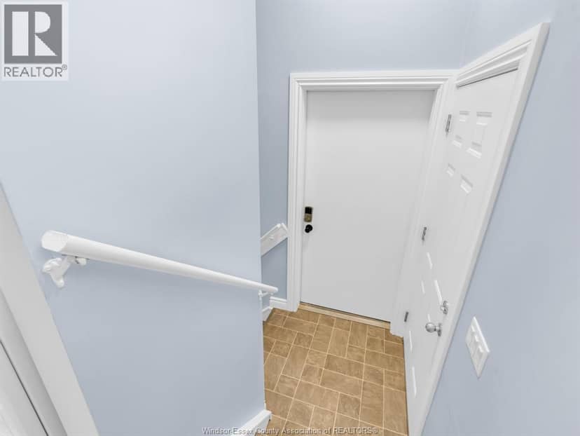 1107 Janette — photo 10 of 21