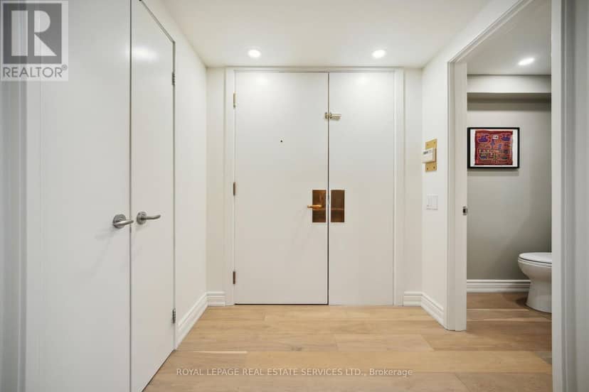 601 - 480 Queens Quay W — photo 6 of 40