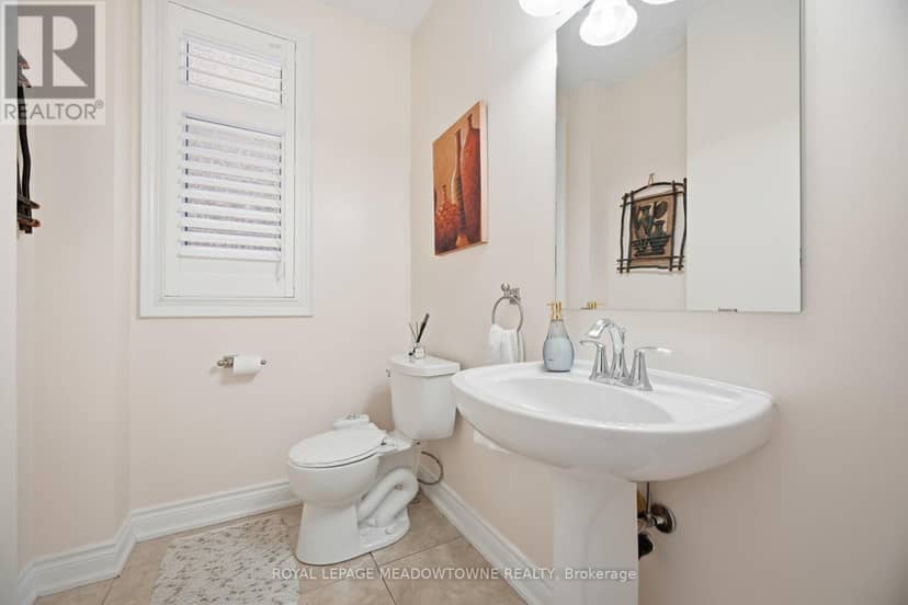 5221 Adobe Court — photo 19 of 40