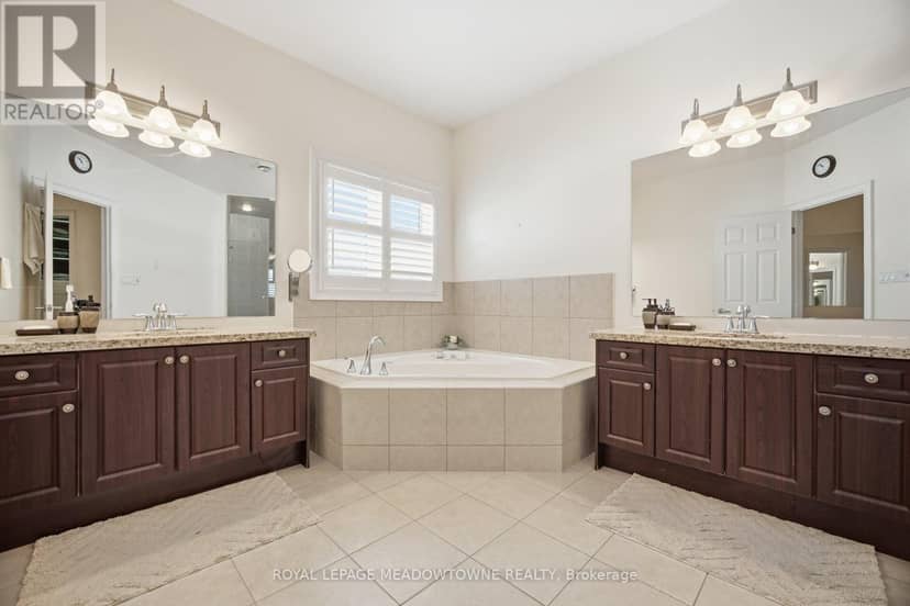 5221 Adobe Court — photo 26 of 40