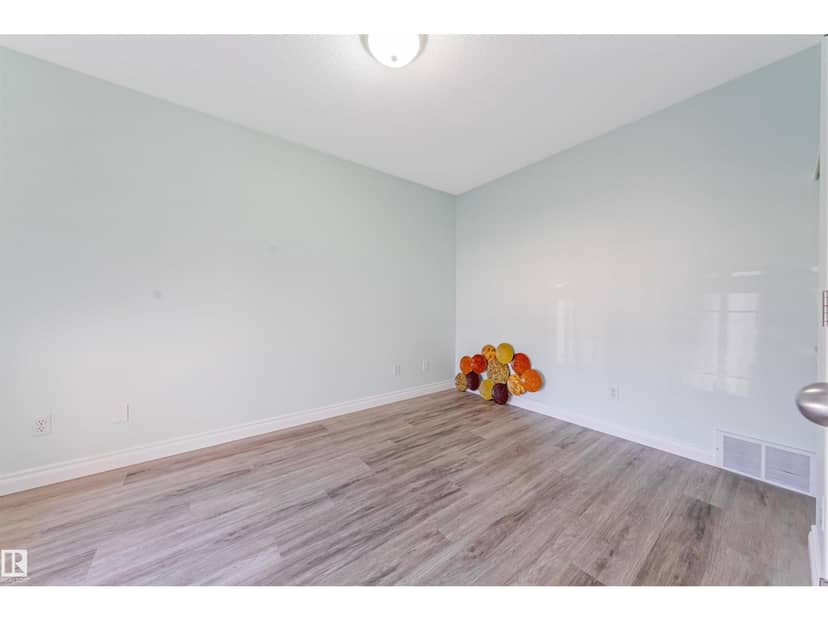 13023 Hudson Wy NW — photo 18 of 40
