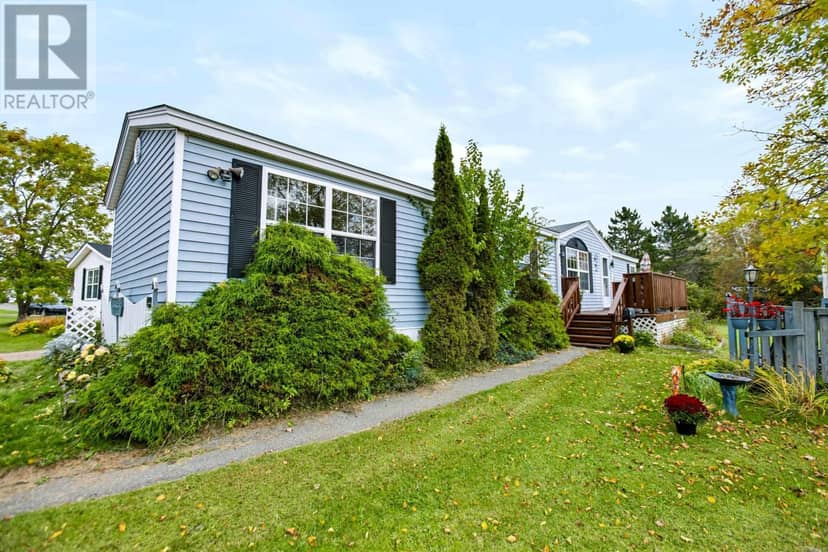 1 Rosewood Drive, Amherst, photo 2