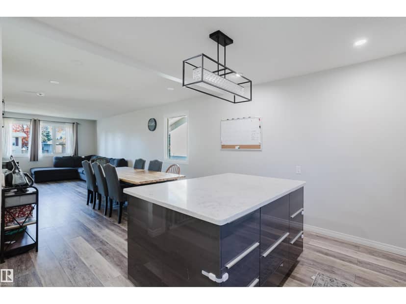 67 Starling Dr — photo 11 of 40