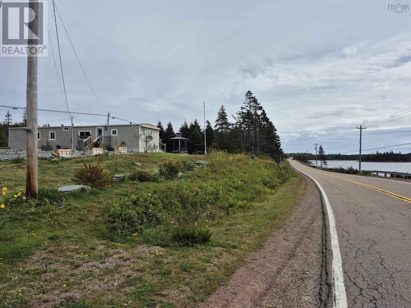 4639 Highway 7 — photo 31 of 40
