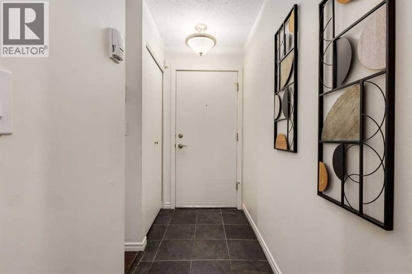 3, 906 4 Avenue NW, Calgary, photo 3