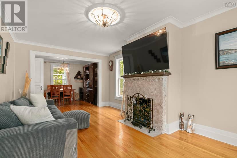 949 Mclean Street, Halifax, photo 5