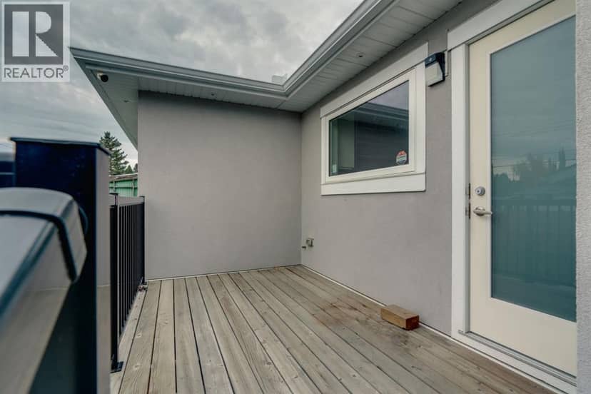 4947 10 Avenue SW — photo 37 of 40