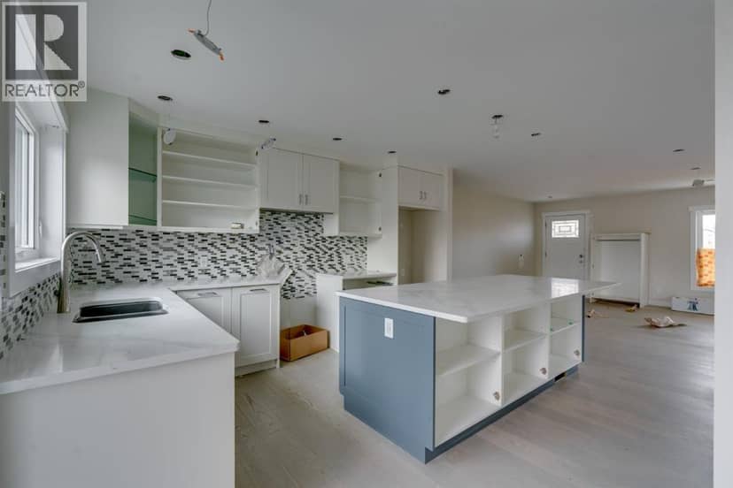 4947 10 Avenue SW — photo 9 of 40