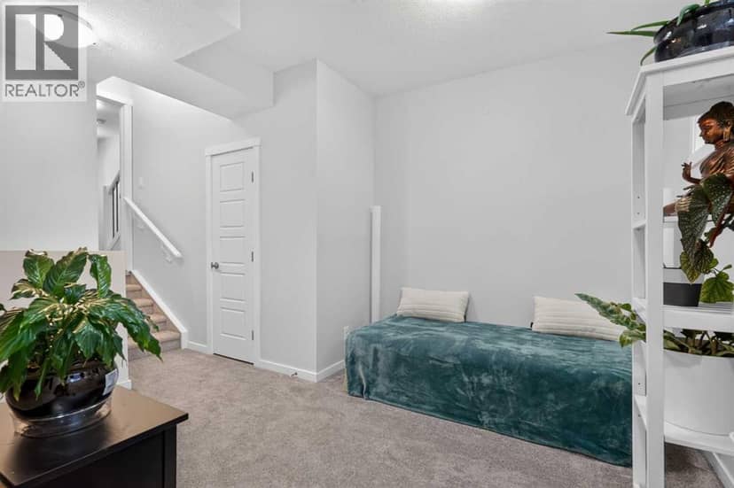 206 Cranbrook Square SE — photo 13 of 40