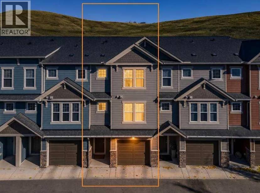 206 Cranbrook Square SE, Calgary