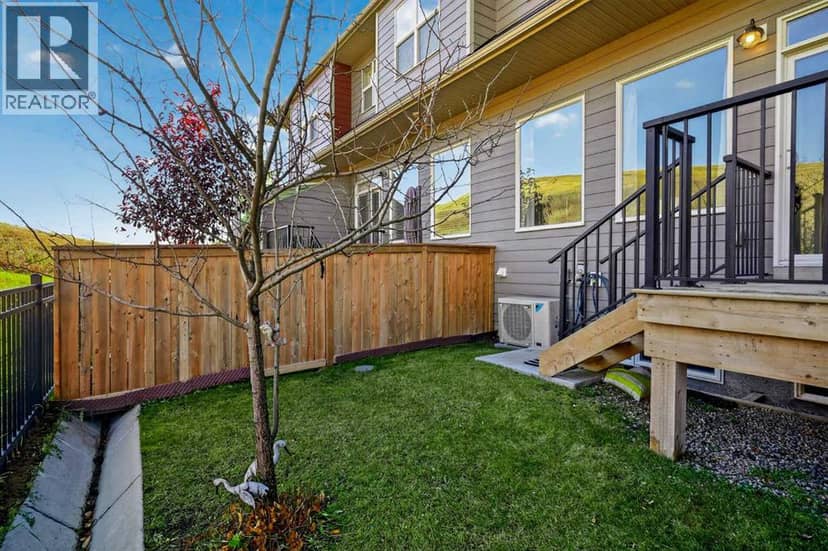 206 Cranbrook Square SE — photo 32 of 40