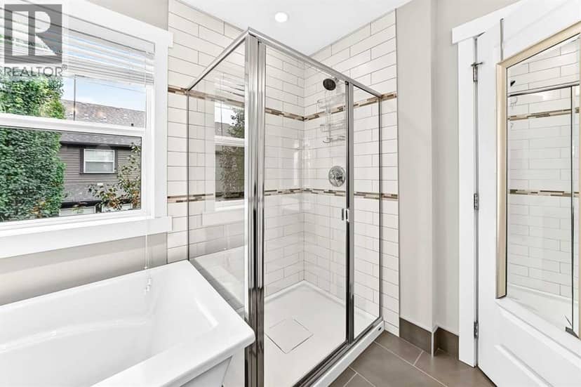 901, 110 Coopers Common SW — photo 31 of 40