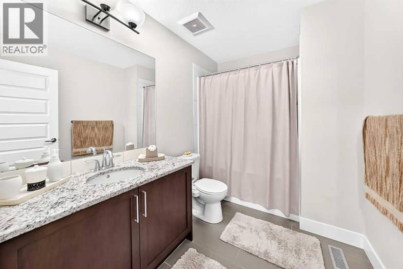901, 110 Coopers Common SW — photo 39 of 40