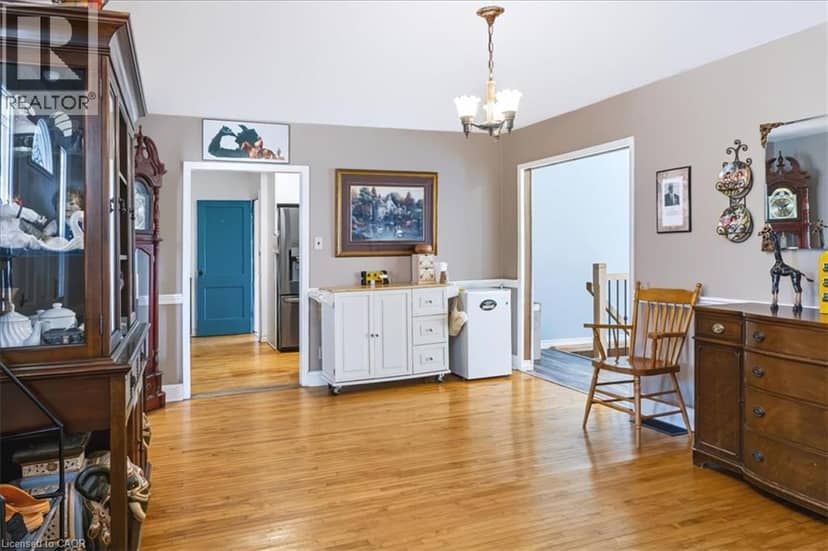 353 MAIN Street — photo 12 of 40