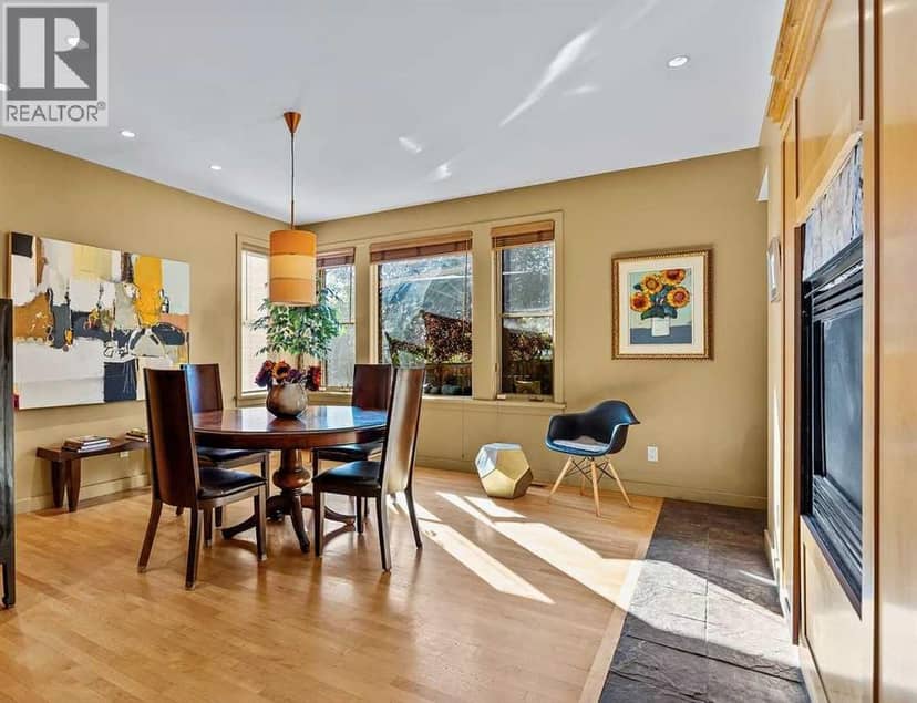 1717 7 Avenue NW — photo 9 of 40