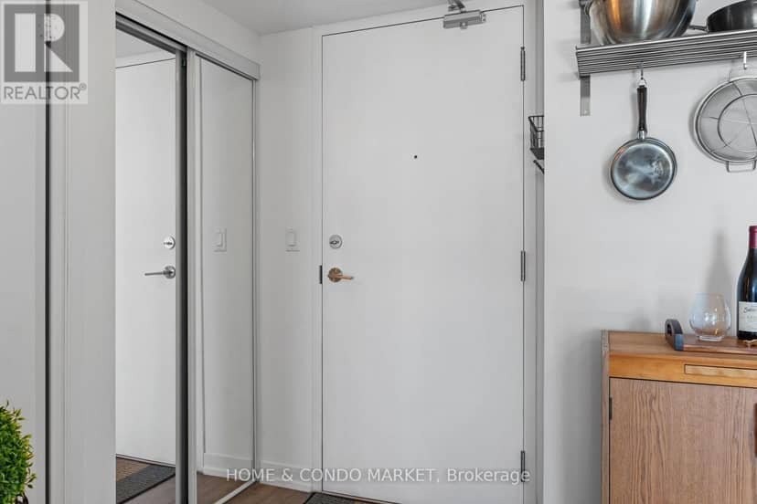 2404 - 1410 Dupont Street, Toronto, photo 8
