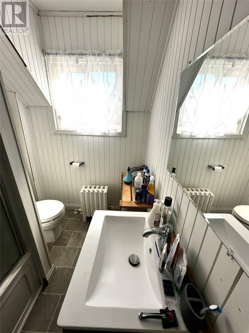 47 Beaumont Avenue — photo 30 of 33