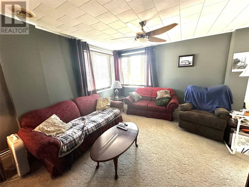 47 Beaumont Avenue — photo 18 of 33
