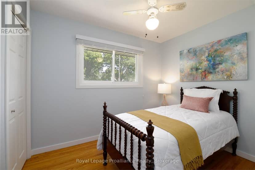 112 Prospect Hill — photo 17 of 35