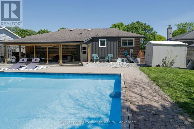 112 Prospect Hill — photo 30 of 35