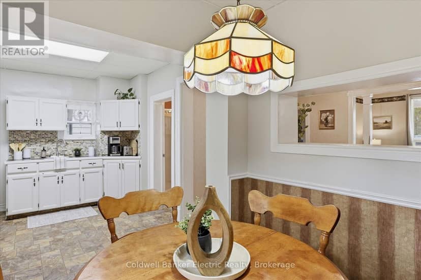 461 Murray Street — photo 14 of 33