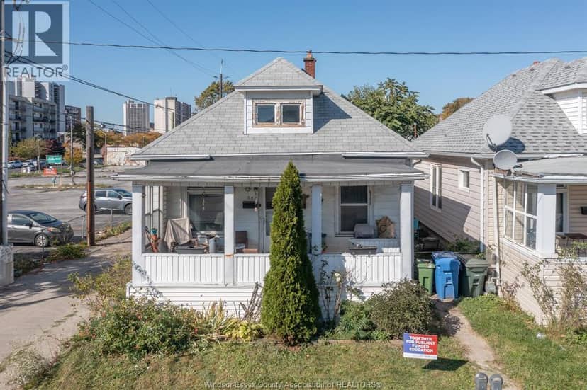 156 Erie Street, Windsor