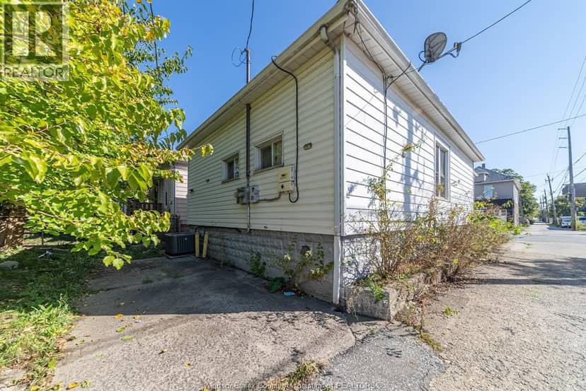 156 Erie Street — photo 17 of 23